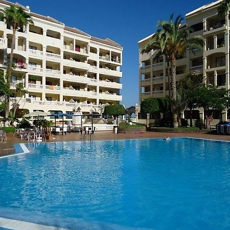 Castle Harbour Aparthotel Los Cristianos  Exterior foto