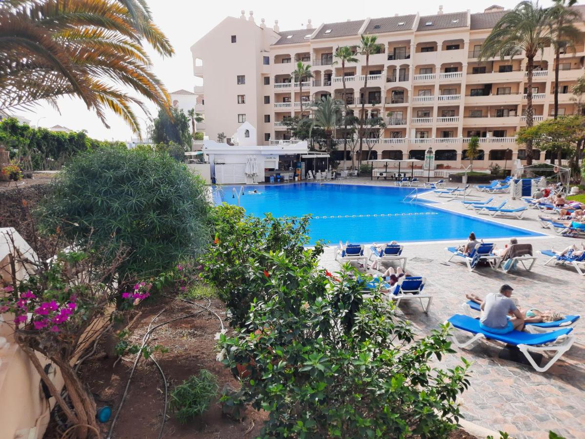 Castle Harbour Aparthotel Los Cristianos  Exterior foto