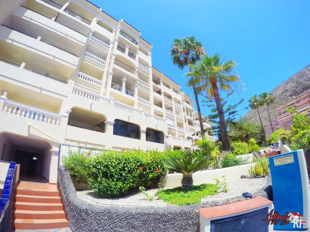 Castle Harbour Aparthotel Los Cristianos  Exterior foto