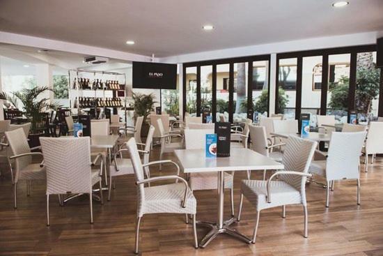 Castle Harbour Aparthotel Los Cristianos  Exterior foto